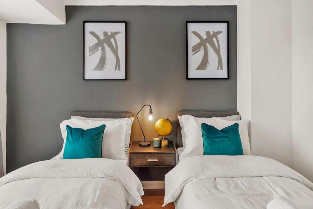 Stylish Maisonette Near The Heath With Free Parking & Wi-Fi เมดสโตน ภายนอก รูปภาพ