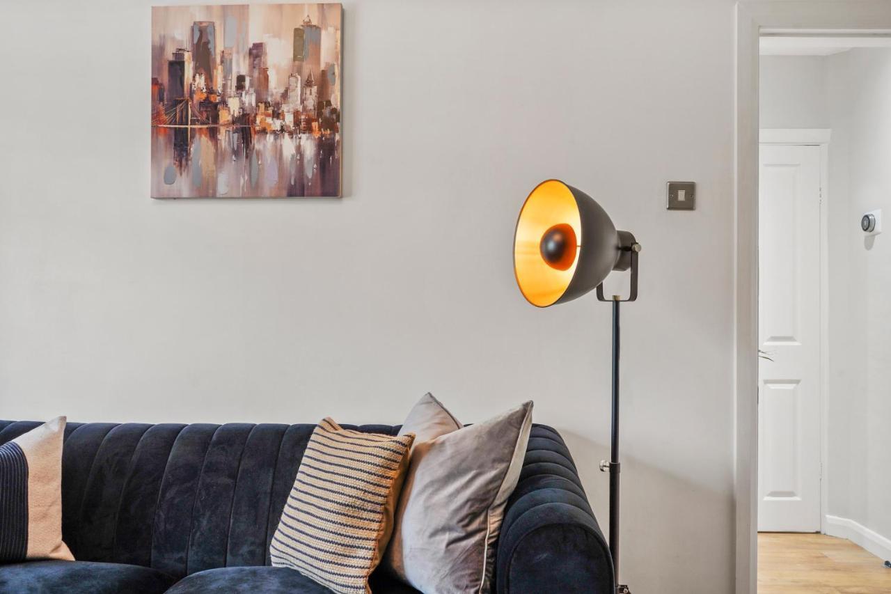Stylish Maisonette Near The Heath With Free Parking & Wi-Fi เมดสโตน ภายนอก รูปภาพ